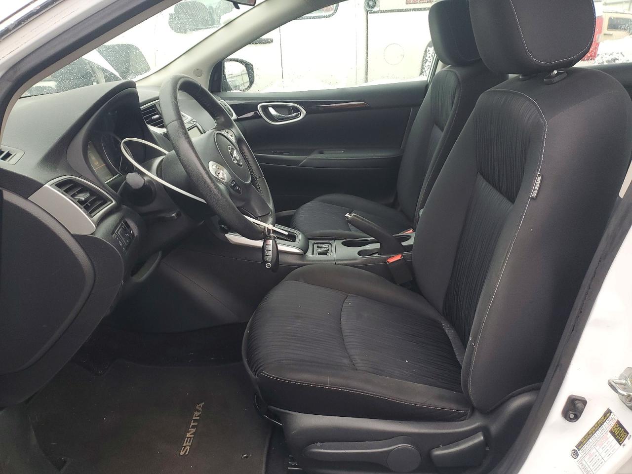 2019 NISSAN SENTRA S photo 7