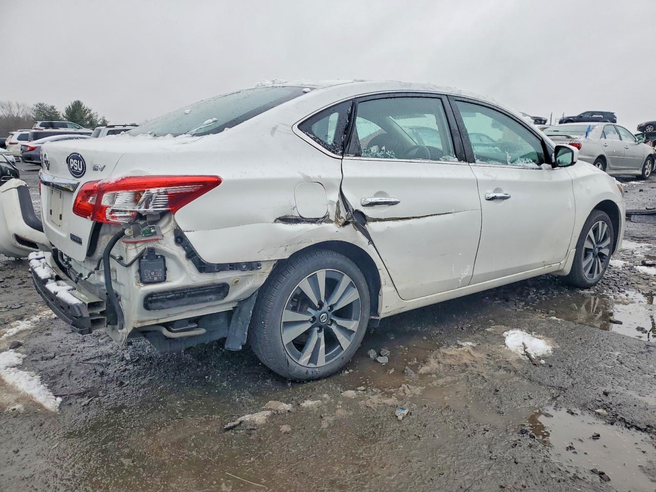 2019 NISSAN SENTRA S photo 3