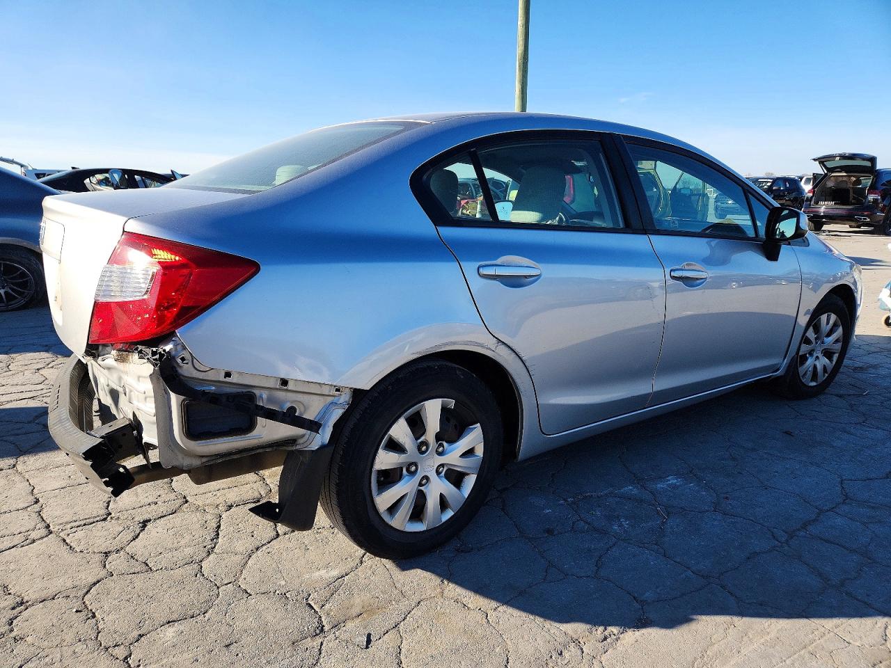 2012 HONDA CIVIC LX photo 3