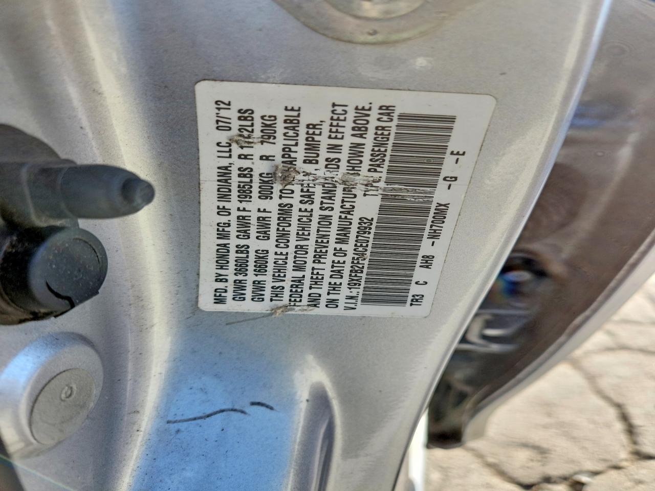2012 HONDA CIVIC LX photo 12