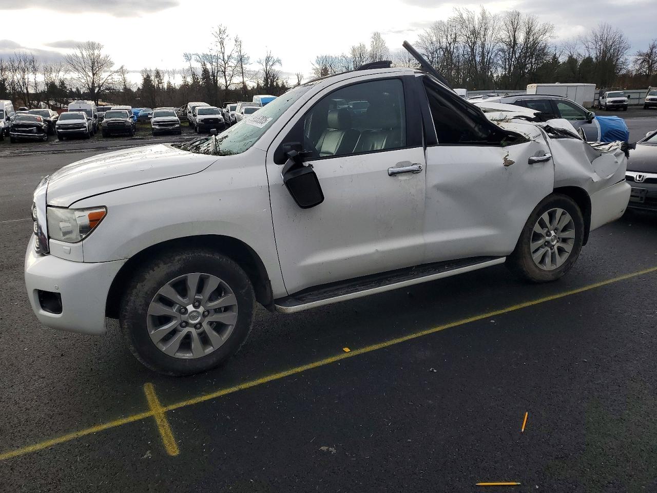 2011 TOYOTA SEQUOIA