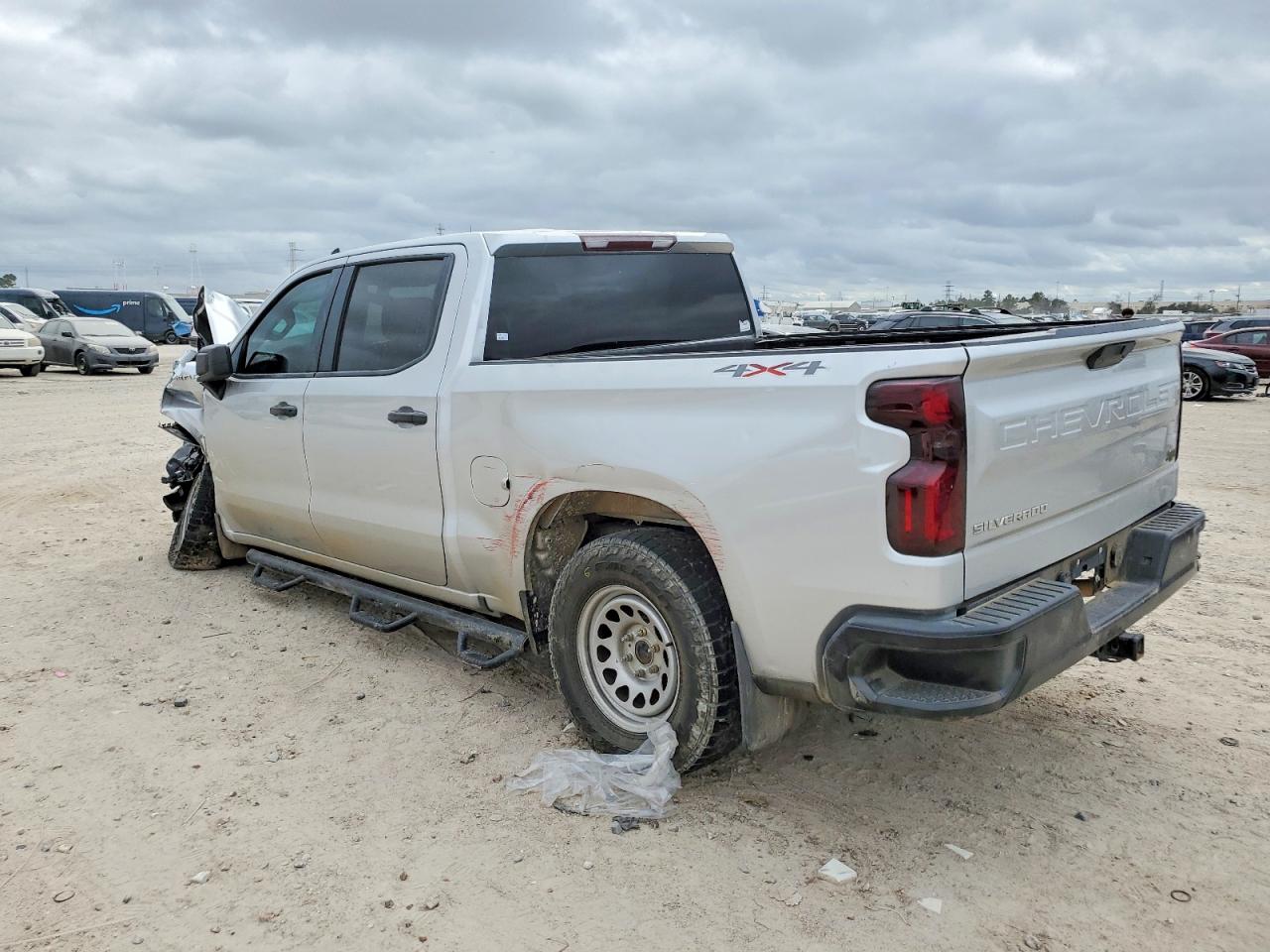 2020 CHEVROLET SILVERADO K1500 photo 2