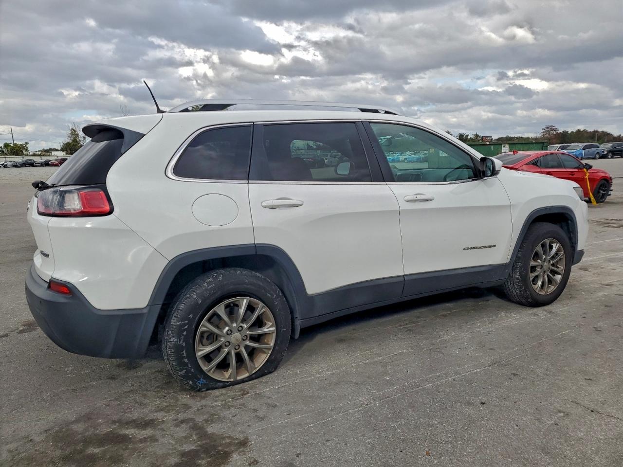 2019 JEEP CHEROKEE LATITUDE PLUS photo 3