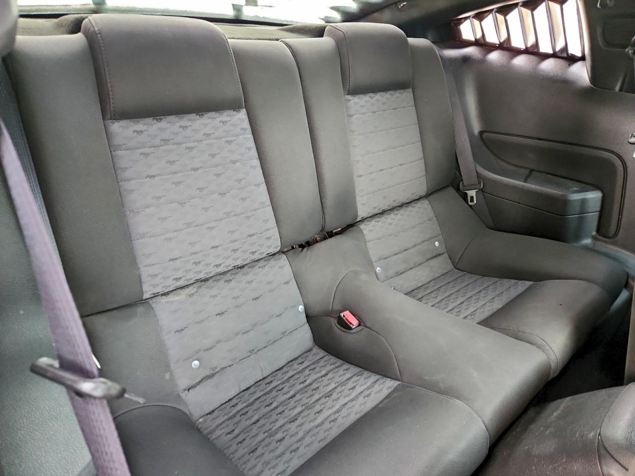 2005 FORD MUSTANG GT photo 10