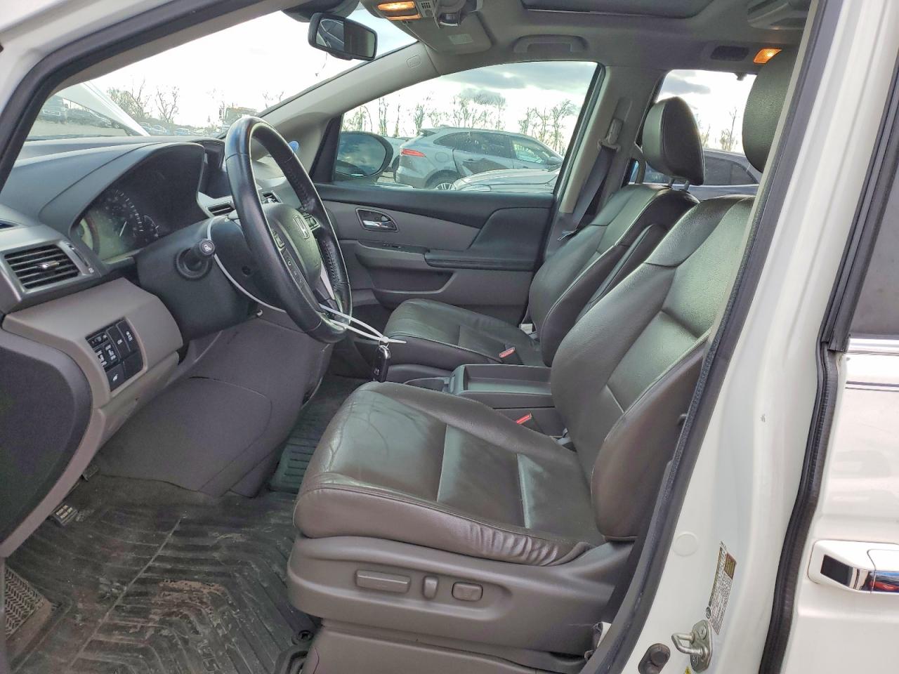 2014 HONDA ODYSSEY EXL photo 7