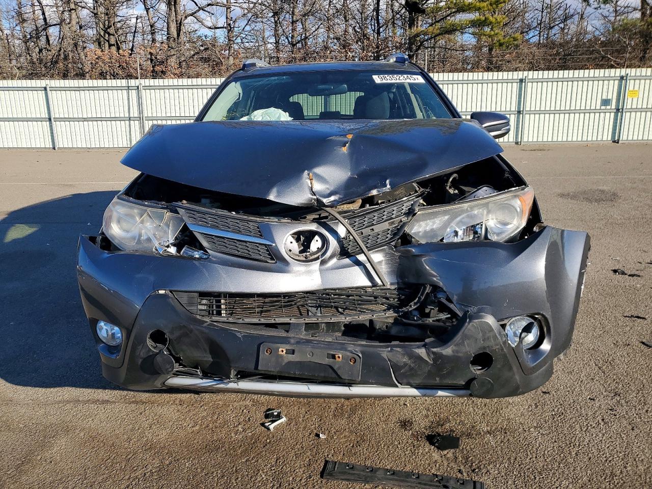 2013 TOYOTA RAV4 XLE photo 5