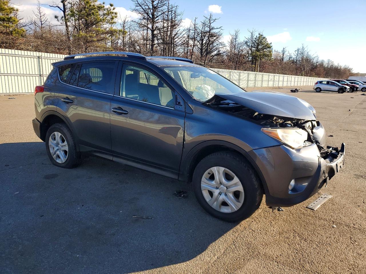 2013 TOYOTA RAV4 XLE photo 4