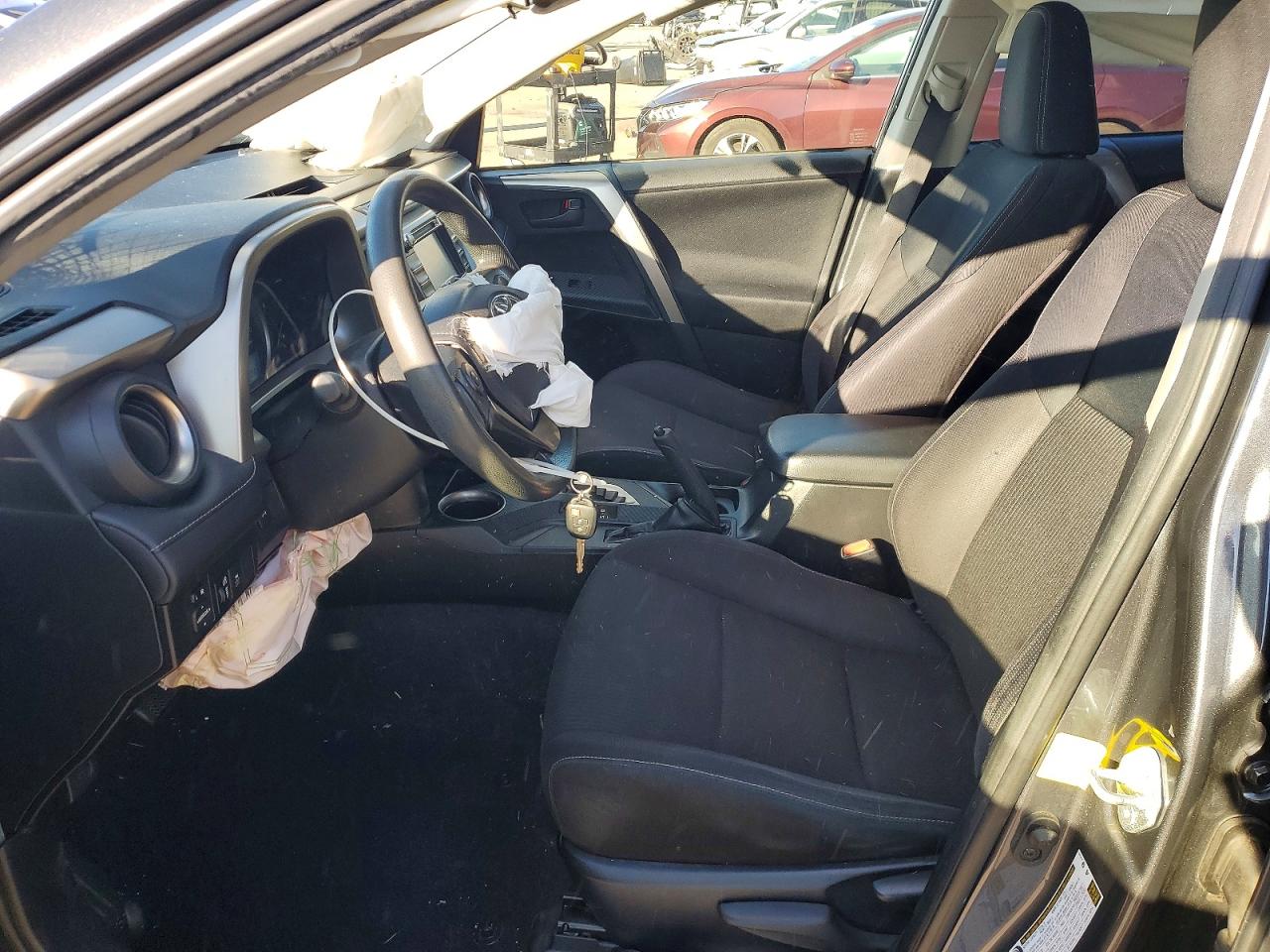2013 TOYOTA RAV4 XLE photo 7