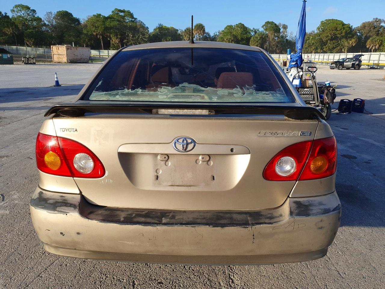2004 TOYOTA COROLLA CE photo 6