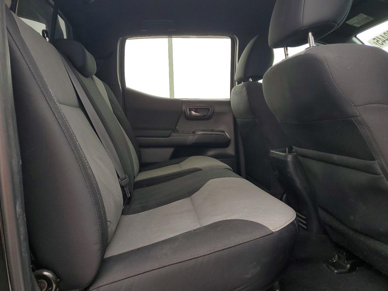 2022 TOYOTA TACOMA DOUBLE CAB photo 10