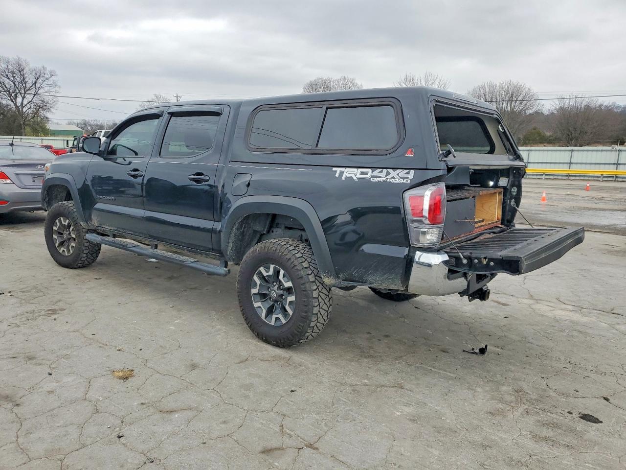 2022 TOYOTA TACOMA DOUBLE CAB photo 2
