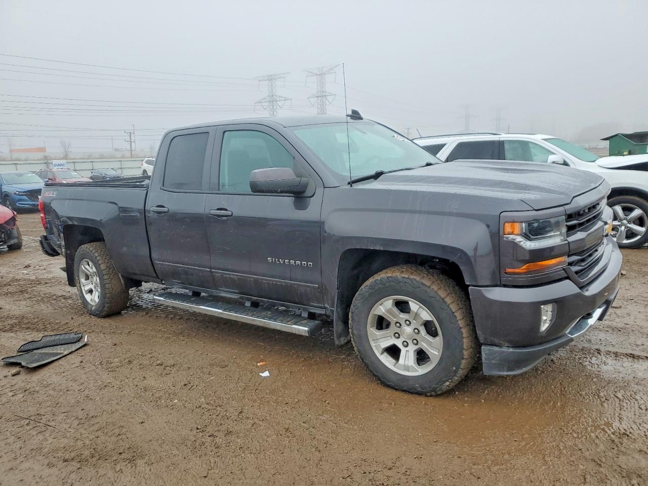 2016 CHEVROLET SILVERADO K1500 LT photo 4