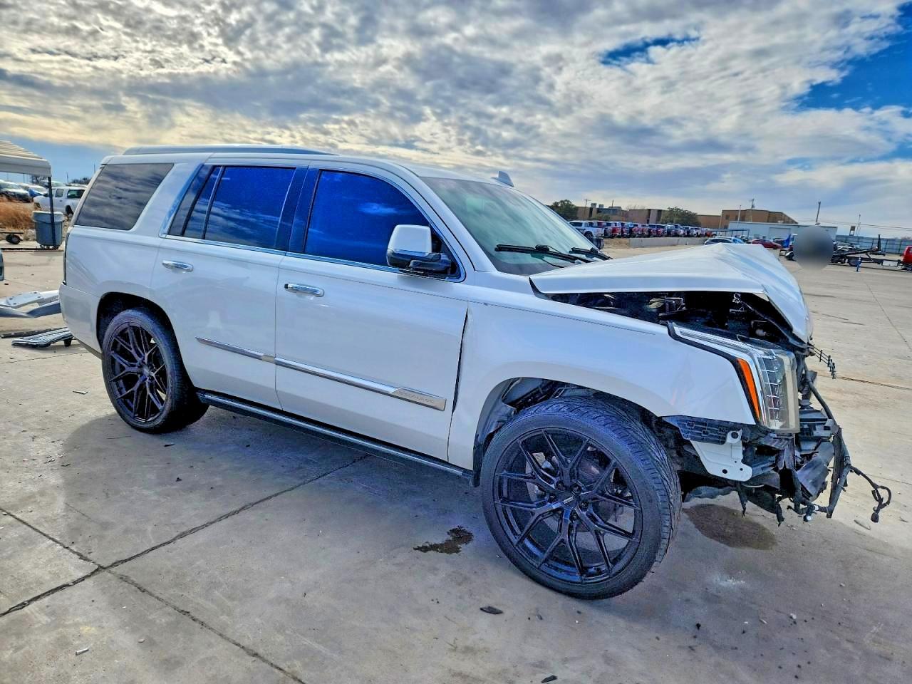 2016 CADILLAC ESCALADE PREMIUM photo 4