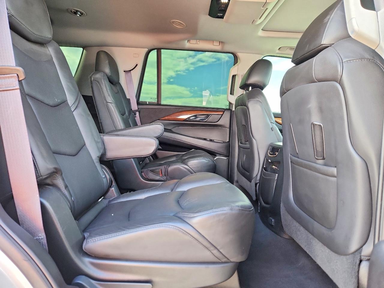 2016 CADILLAC ESCALADE PREMIUM photo 11