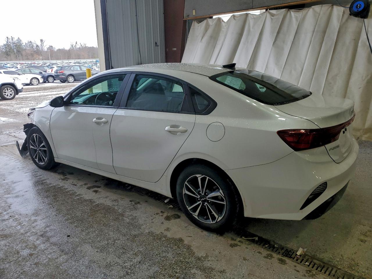 2024 KIA FORTE LX photo 2