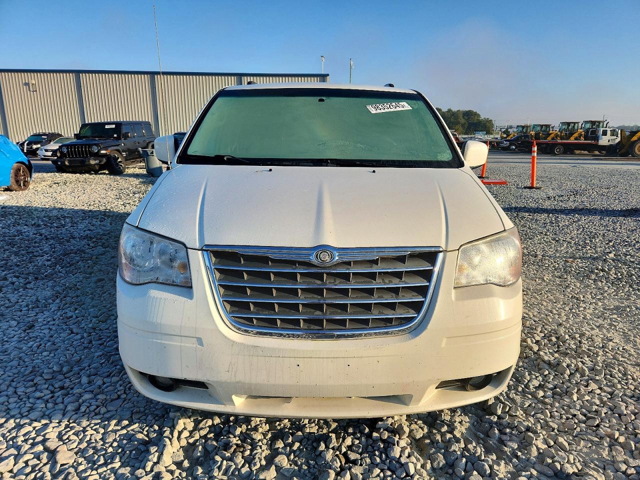 2010 CHRYSLER TOWN & COUNTRY TOURING photo 5