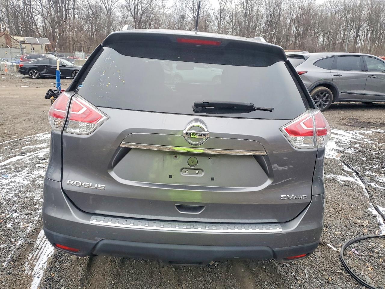 2016 NISSAN ROGUE S photo 11