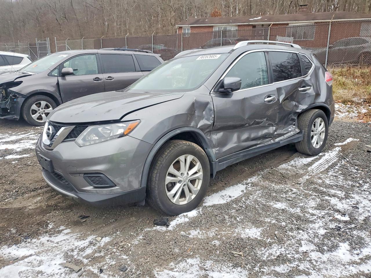2016 NISSAN ROGUE