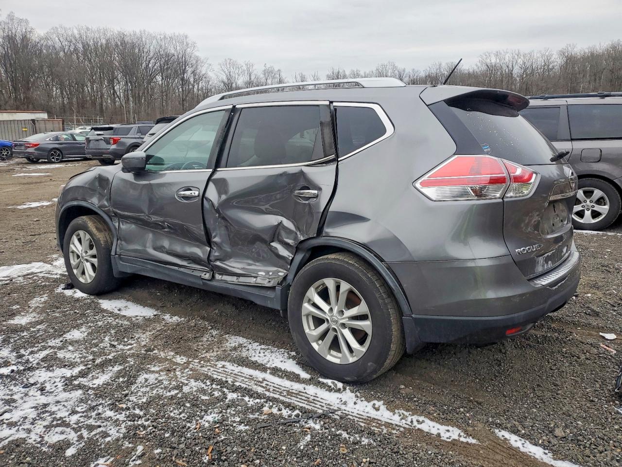 2016 NISSAN ROGUE S photo 3