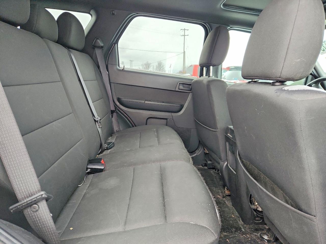 2012 FORD ESCAPE XLT photo 10