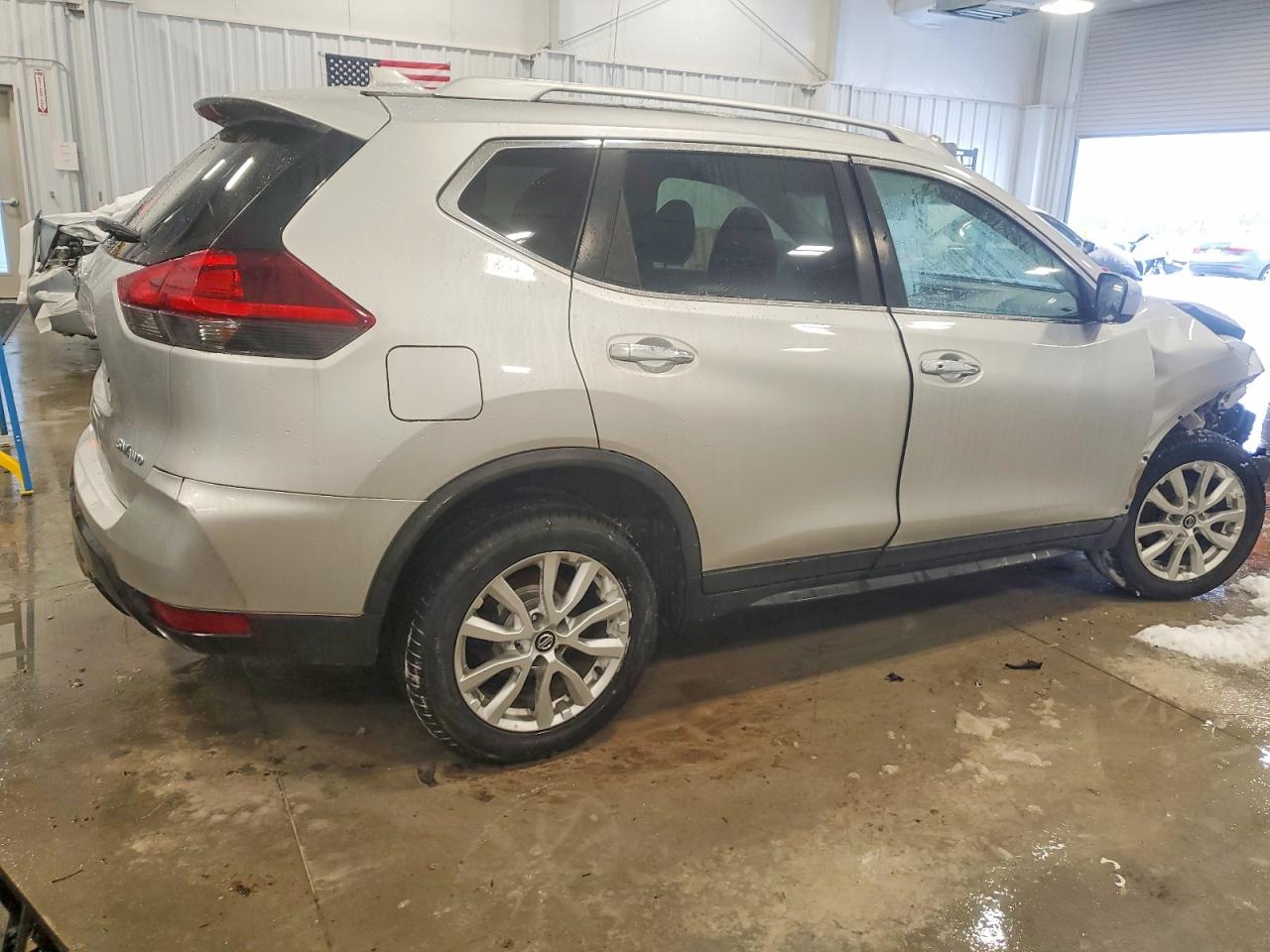 2018 NISSAN ROGUE S photo 3