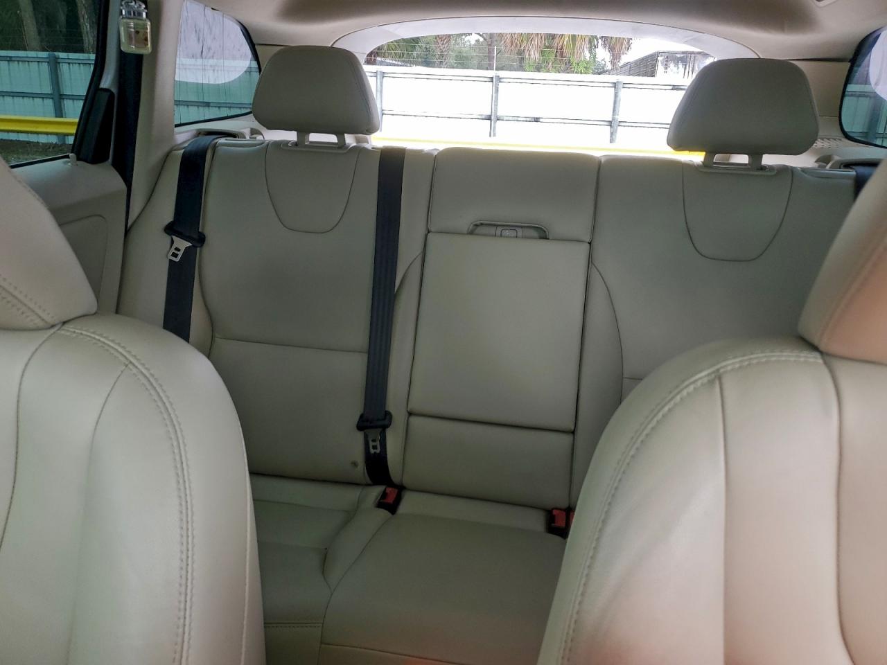 2015 VOLVO XC60 T5 PREMIER photo 10