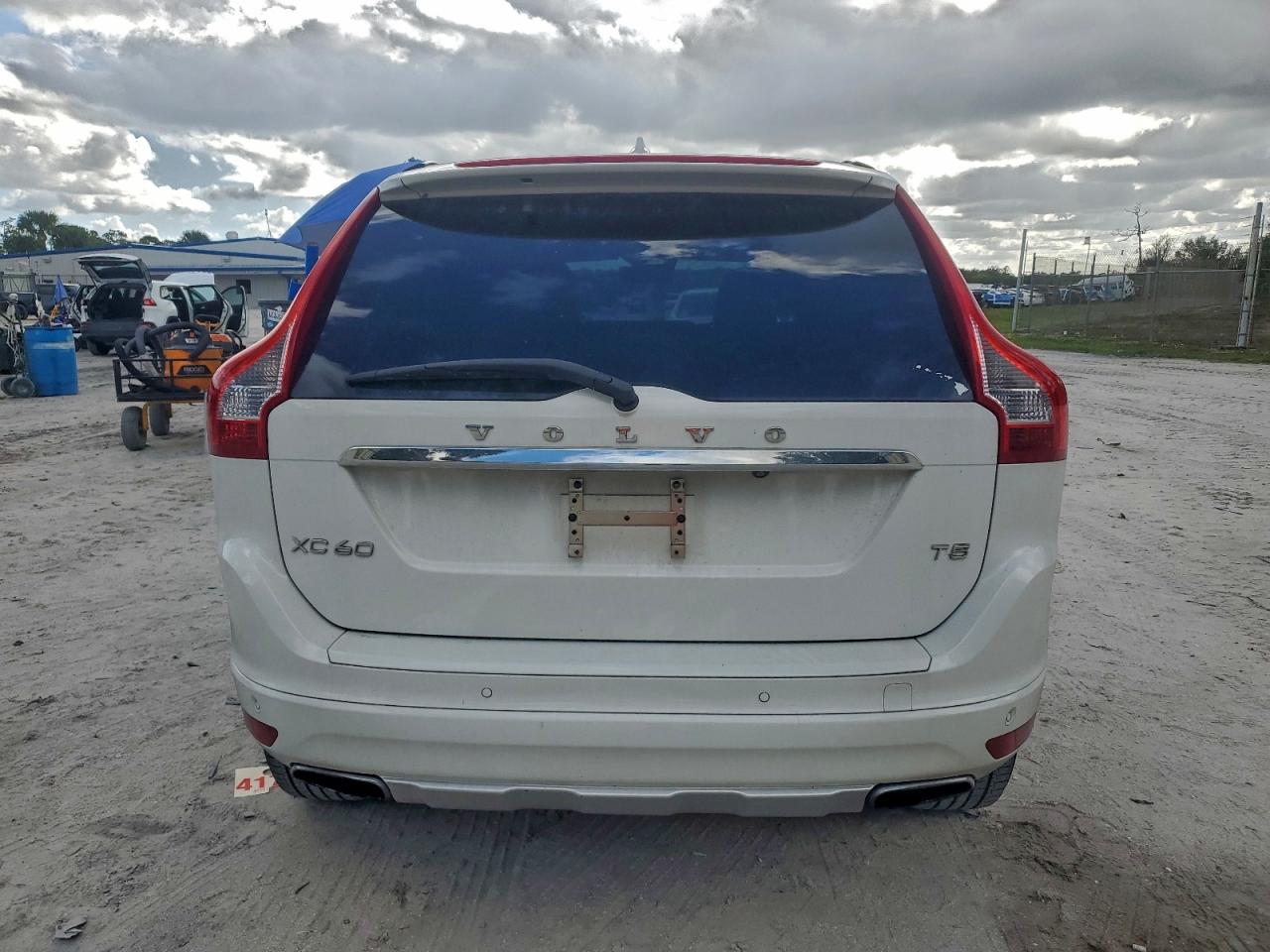 2015 VOLVO XC60 T5 PREMIER photo 6