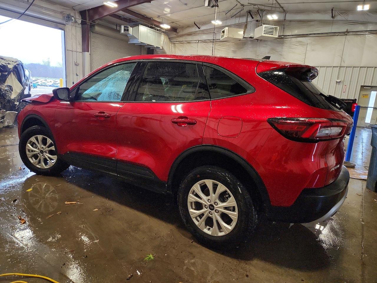2025 FORD ESCAPE ACTIVE photo 3