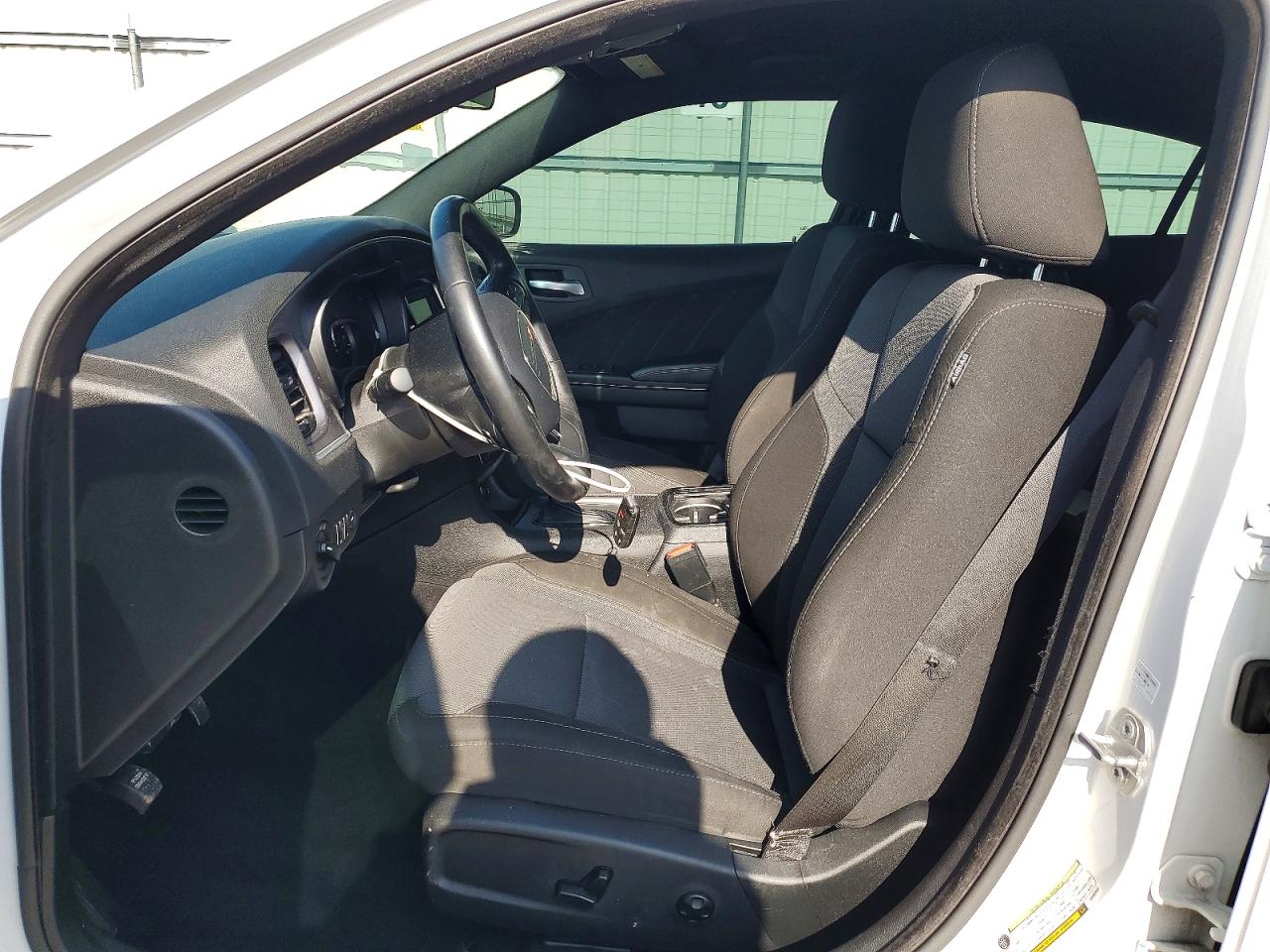 2020 DODGE CHARGER SXT photo 7