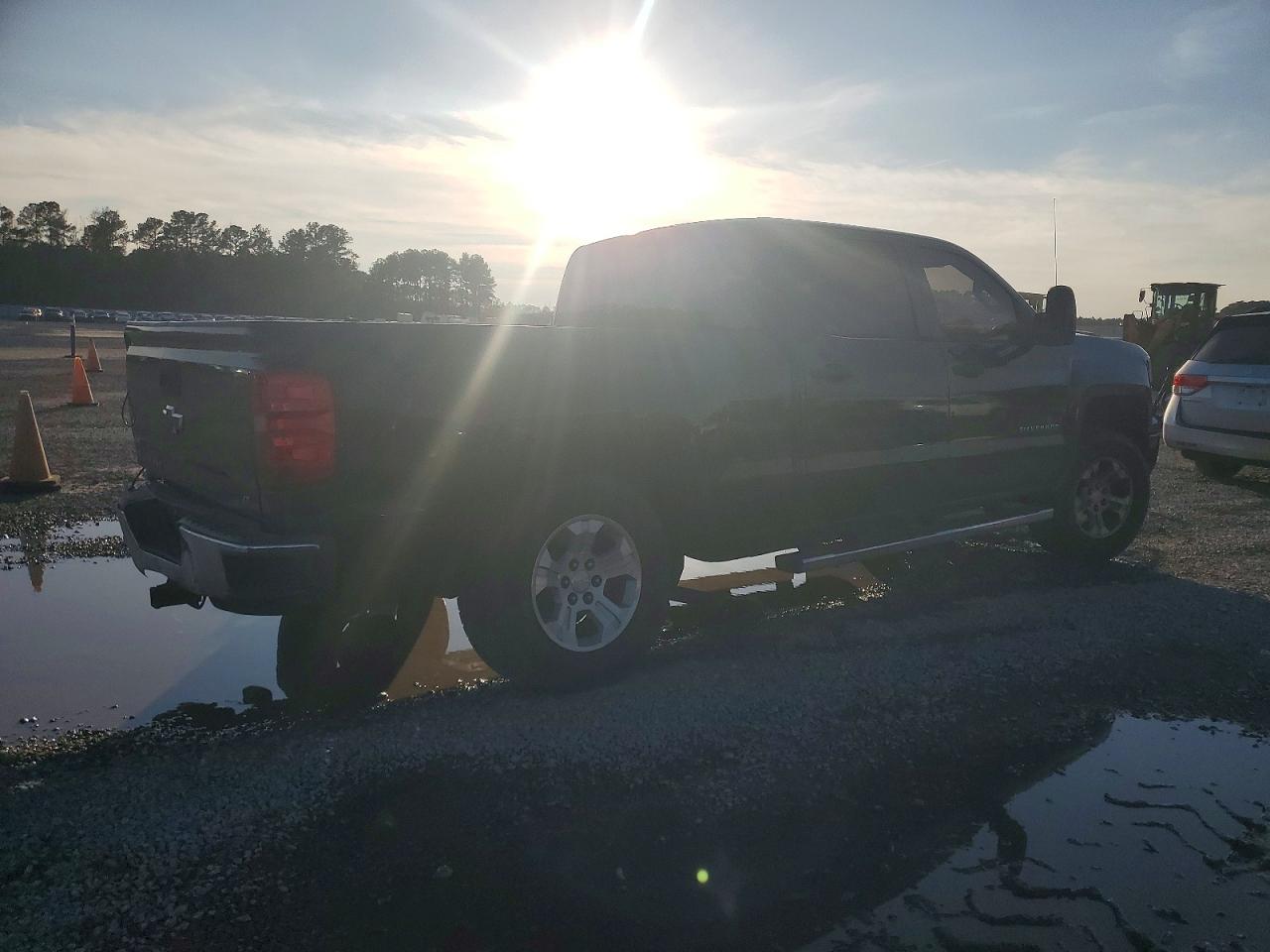 2014 CHEVROLET SILVERADO C1500 LT photo 3