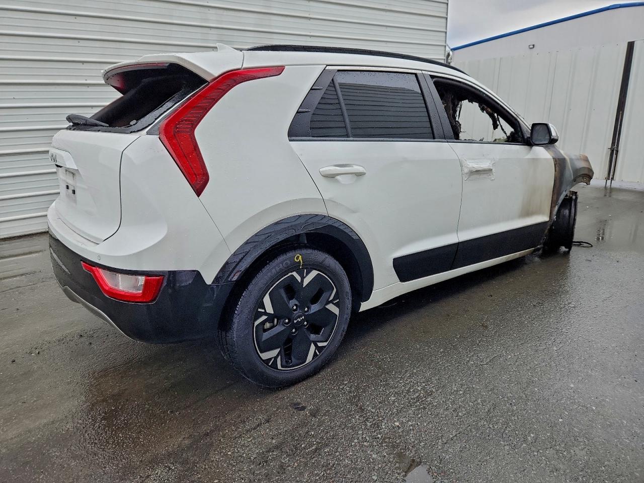 2023 KIA NIRO WIND photo 3
