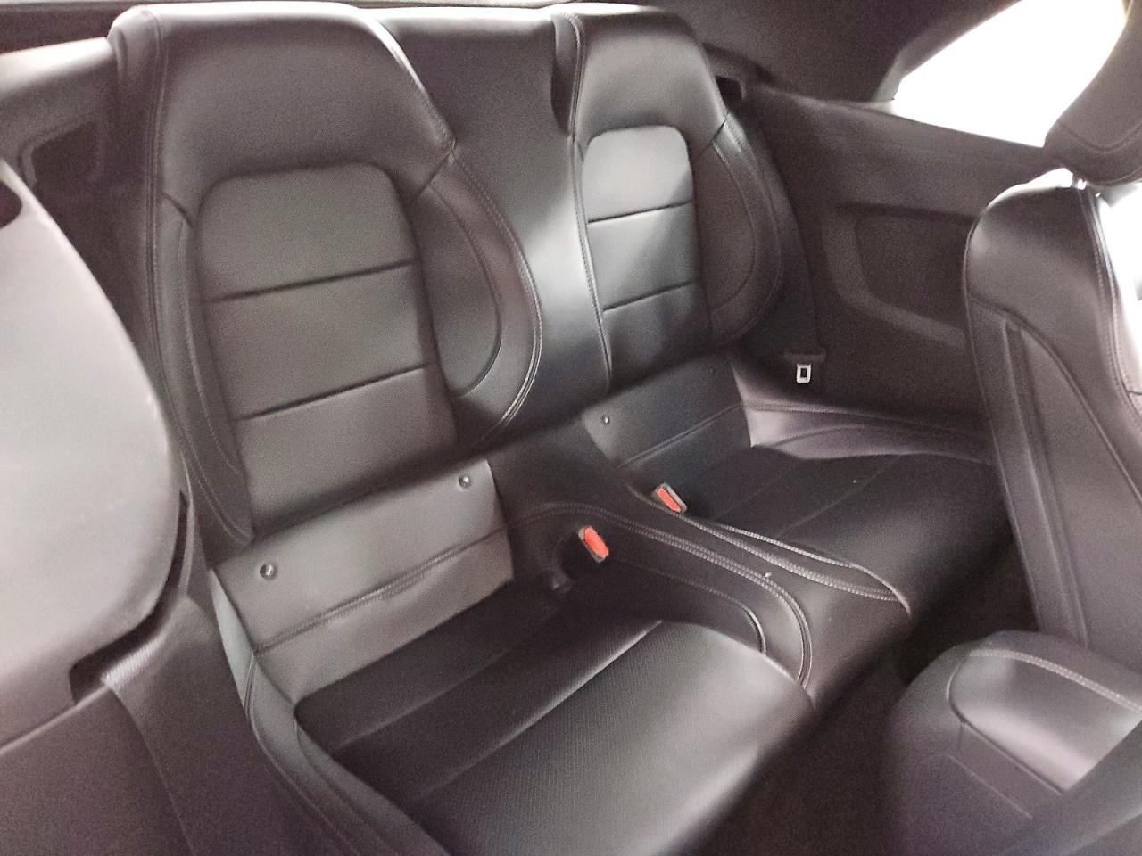 2025 FORD MUSTANG photo 10