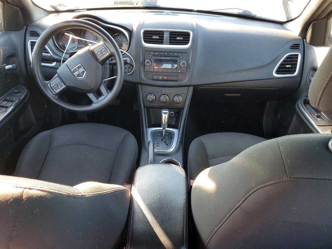 2014 DODGE AVENGER SE photo 8