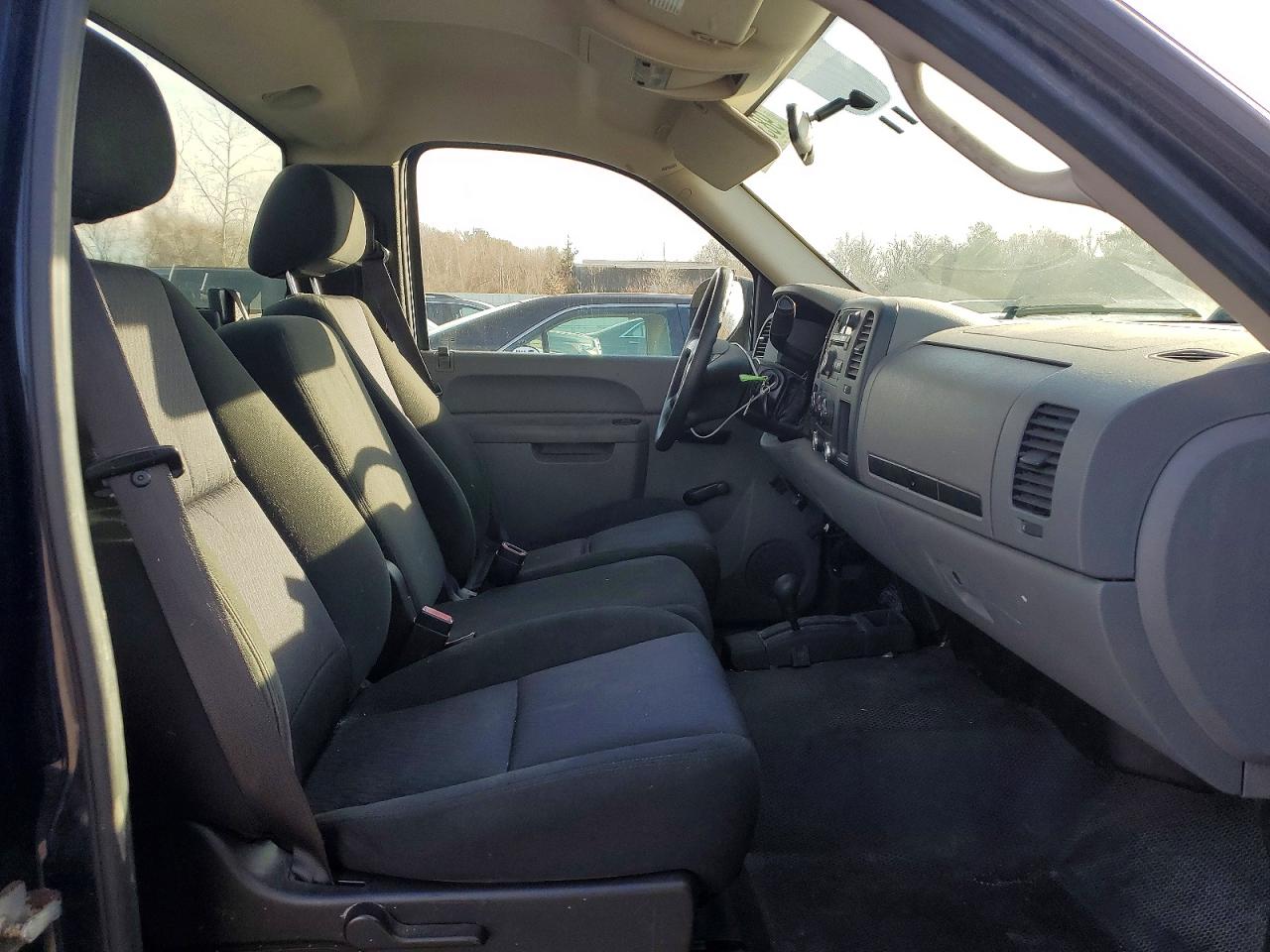 2010 CHEVROLET SILVERADO K1500 photo 10