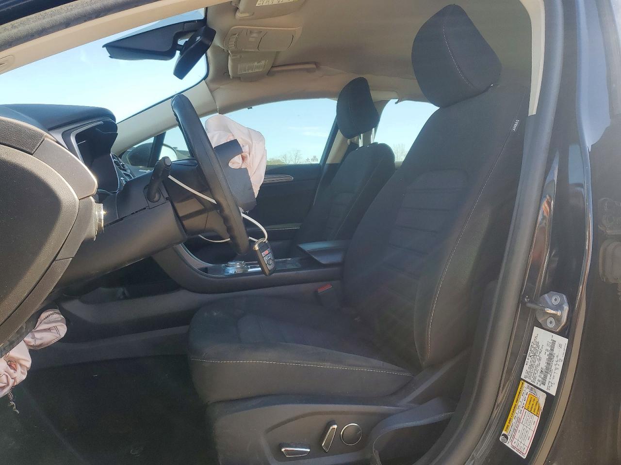 2020 FORD FUSION SE photo 7