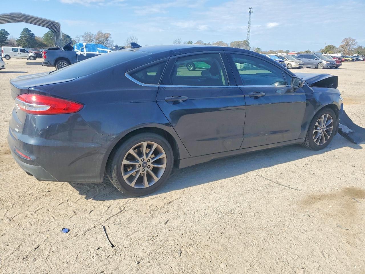 2020 FORD FUSION SE photo 3