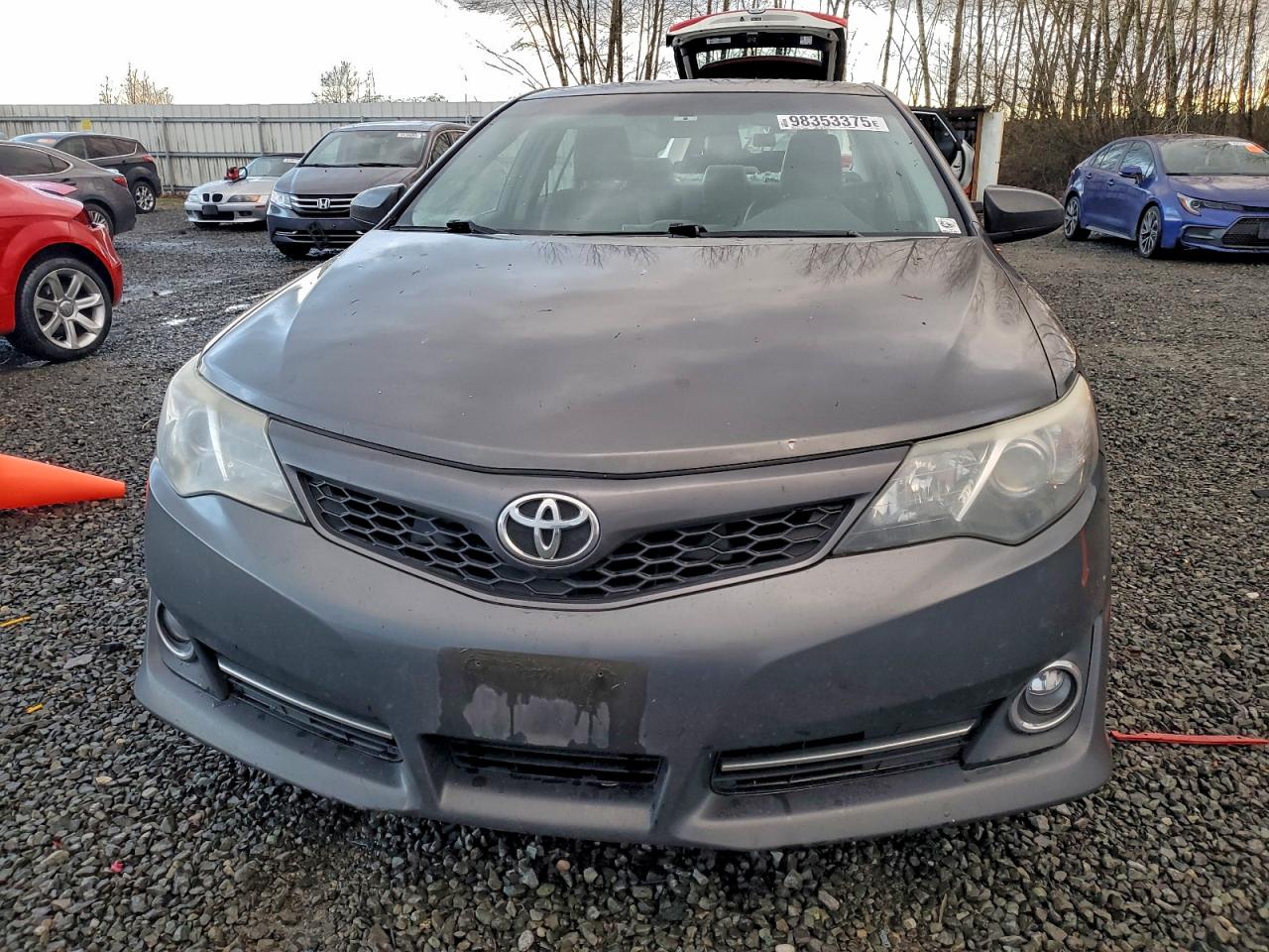2014 TOYOTA CAMRY L photo 5