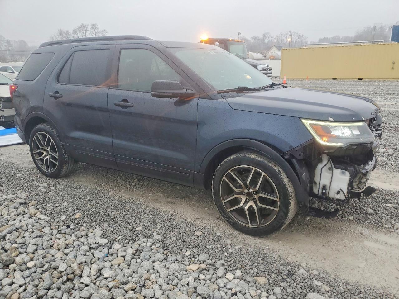 2017 FORD EXPLORER SPORT photo 4