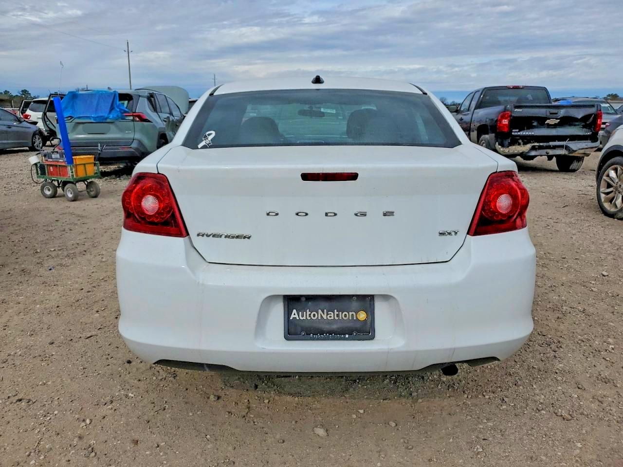 2012 DODGE AVENGER SXT photo 6