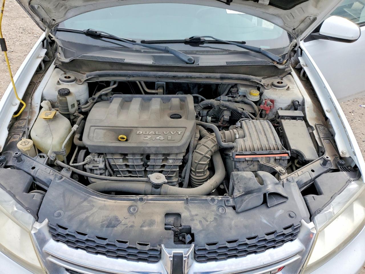 2012 DODGE AVENGER SXT photo 11