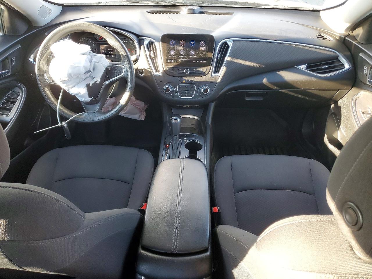 2020 CHEVROLET MALIBU LT photo 8