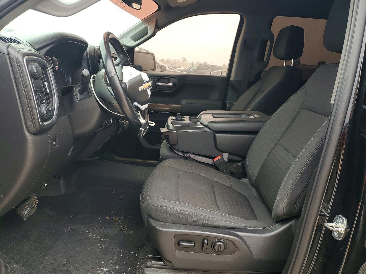 2020 CHEVROLET SILVERADO C1500 LT photo 7