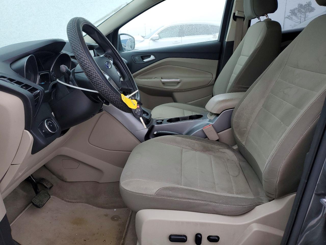 2016 FORD ESCAPE SE photo 7