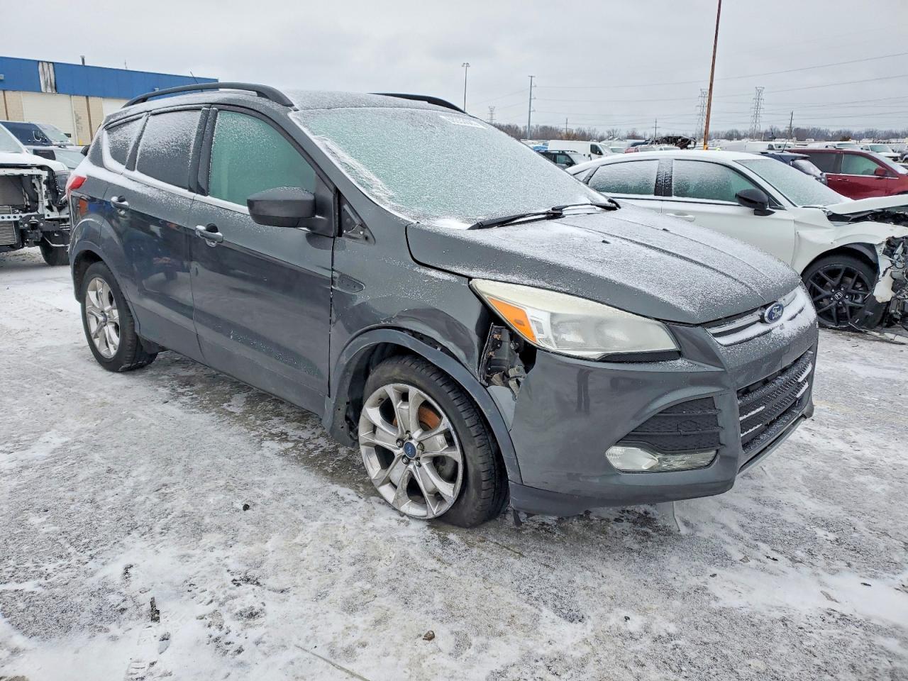 2016 FORD ESCAPE SE photo 4