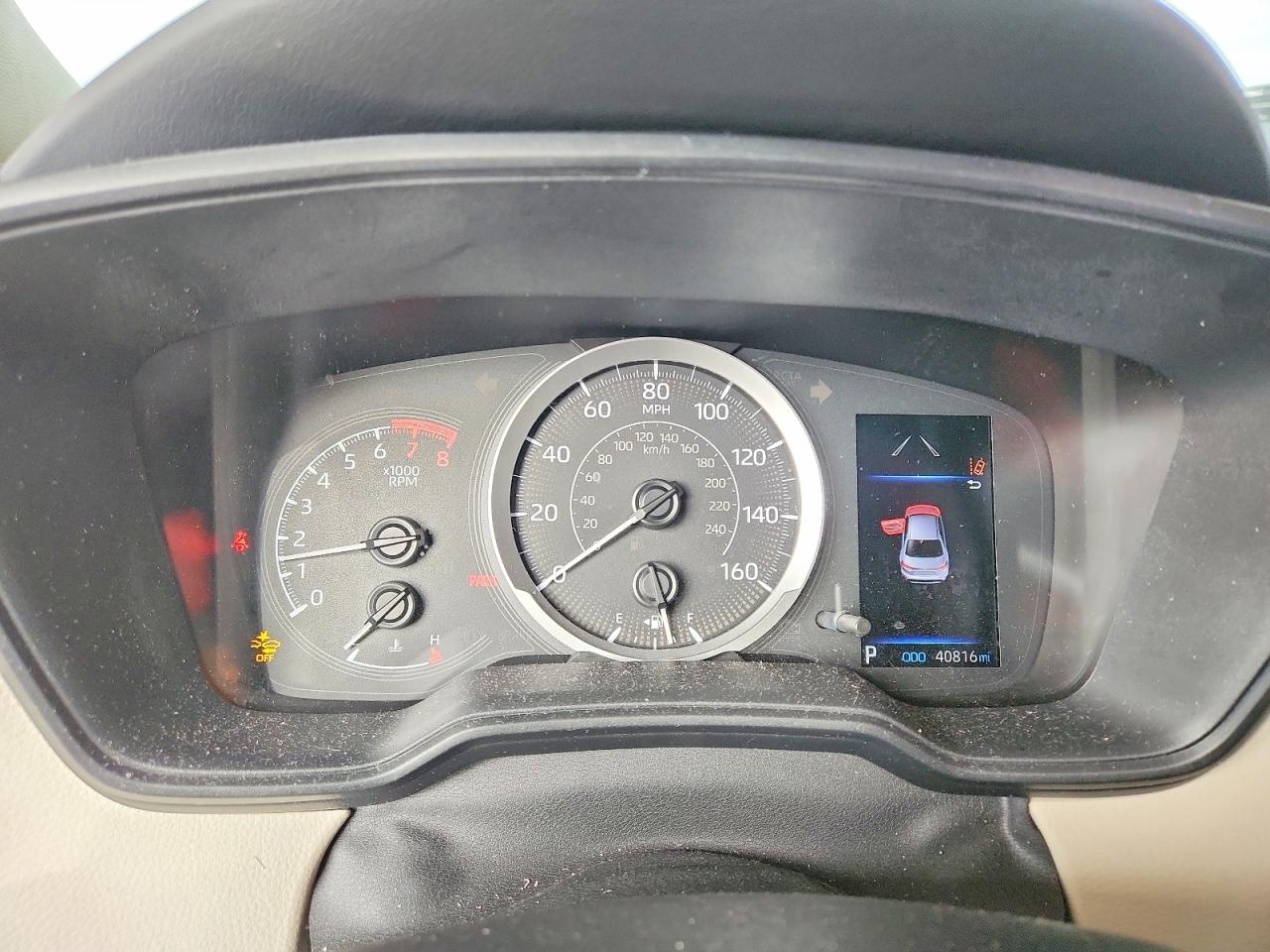 2020 TOYOTA COROLLA LE photo 9