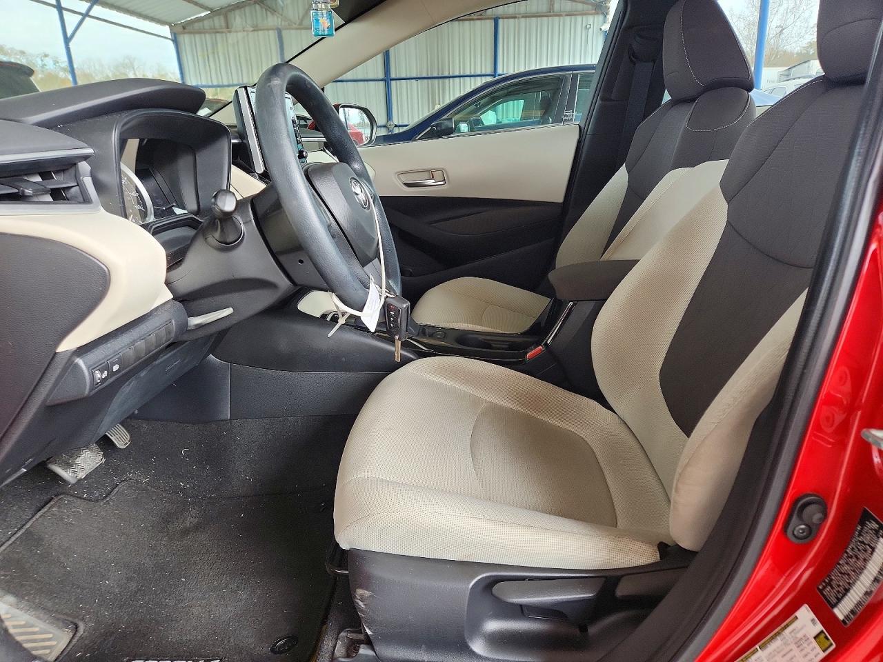 2020 TOYOTA COROLLA LE photo 7
