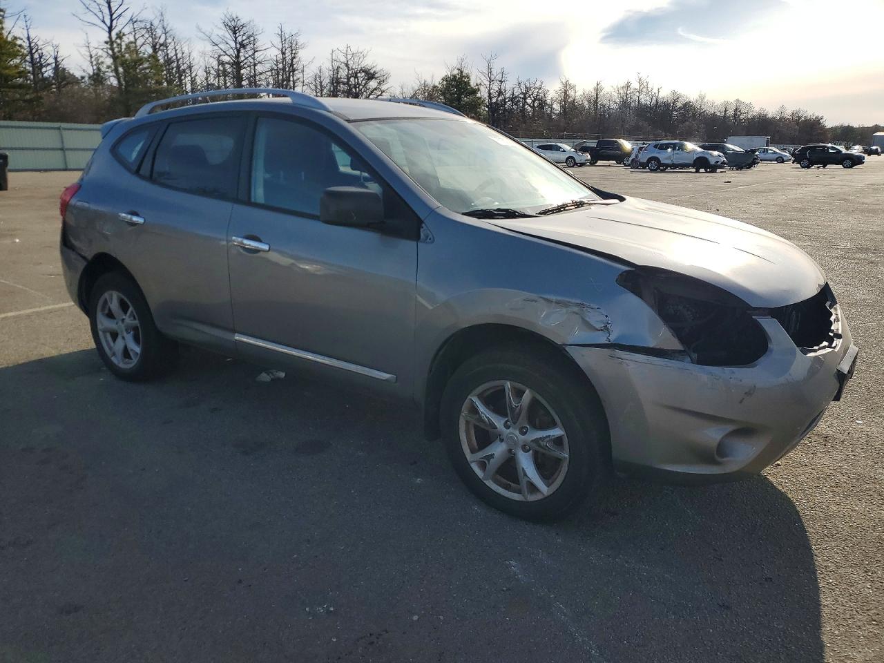 2015 NISSAN ROGUE SELECT S photo 4