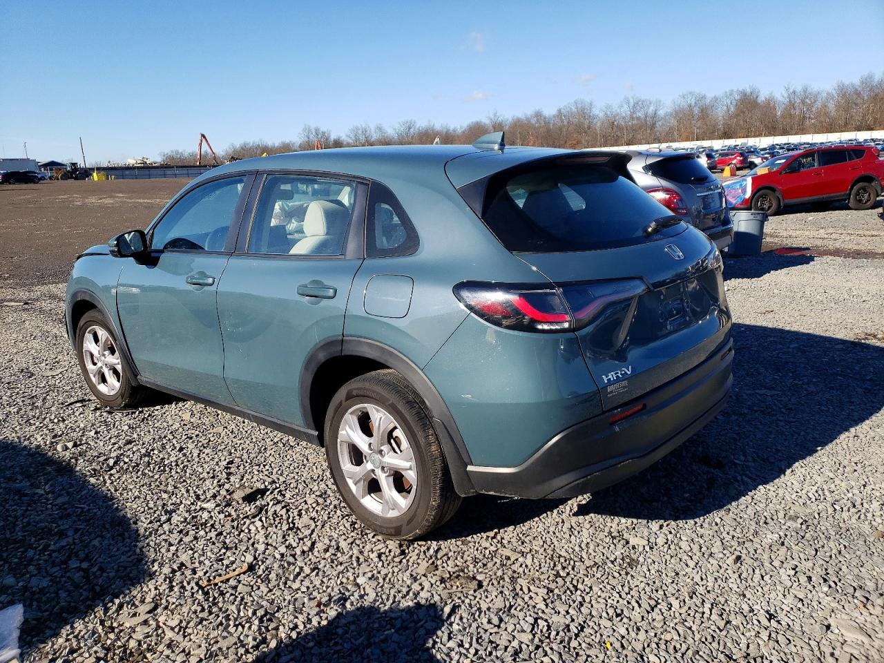 2024 HONDA HR-V LX photo 2