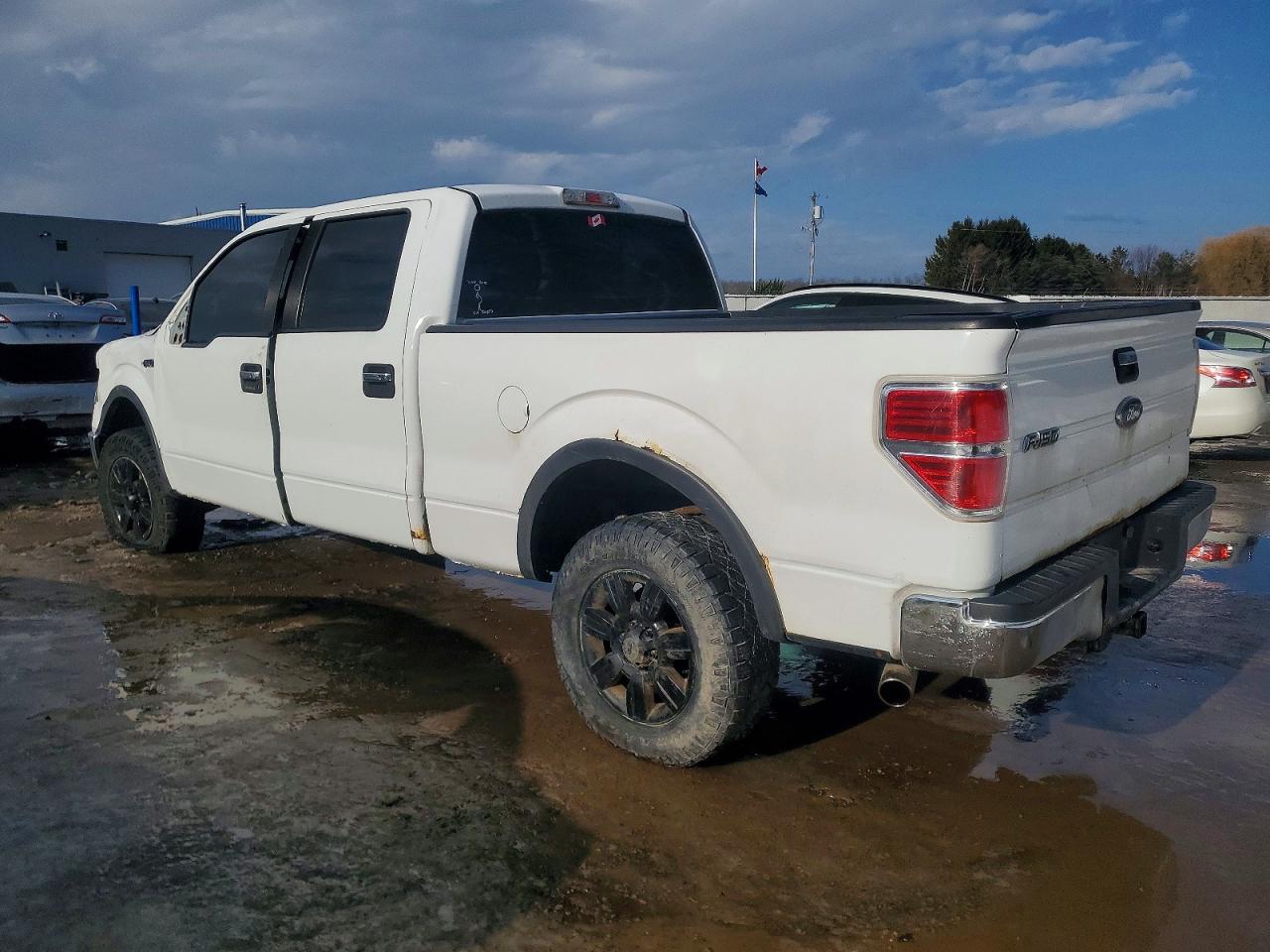 2009 FORD F150 SUPERCREW photo 2