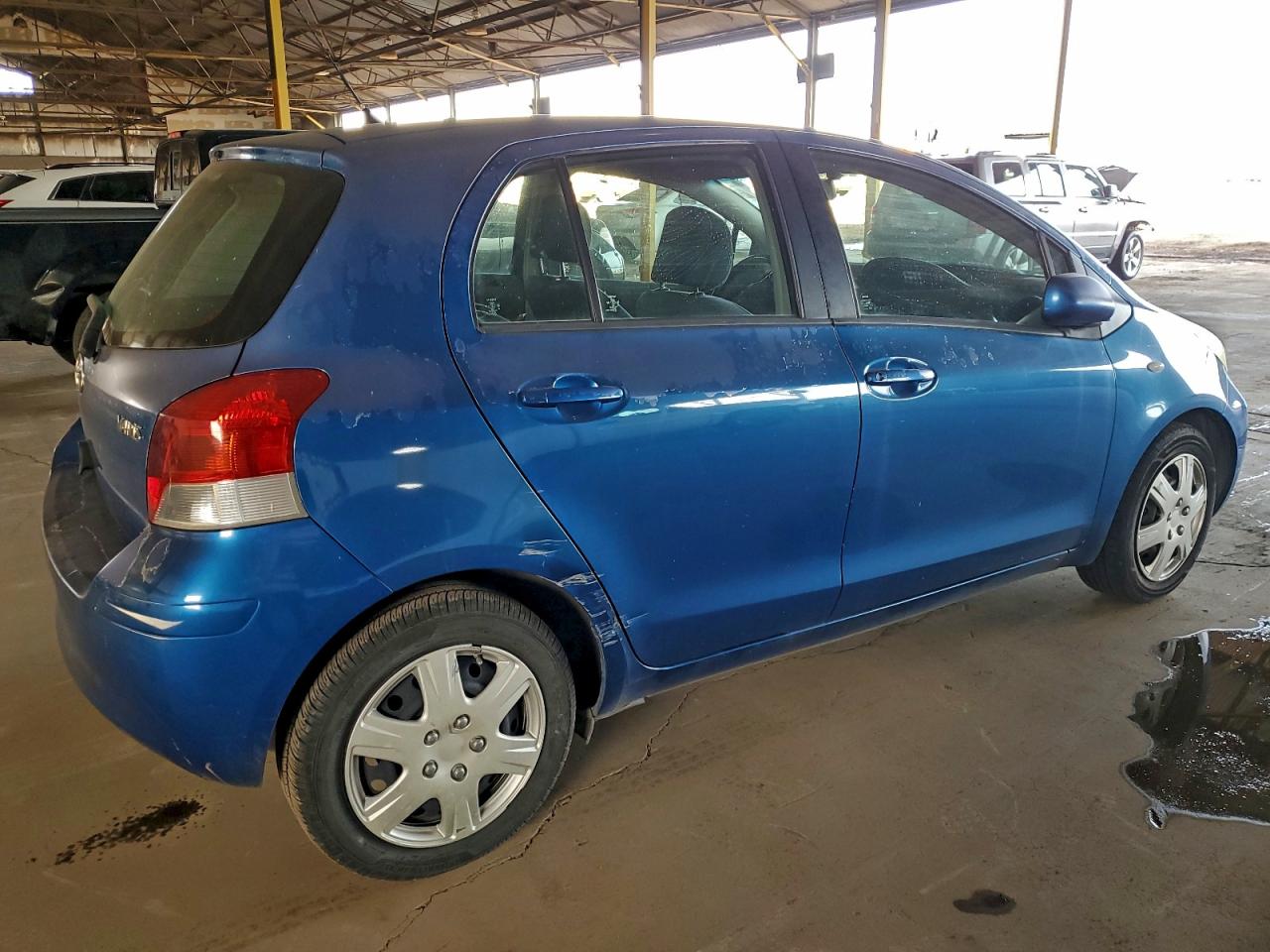 2009 TOYOTA YARIS photo 3